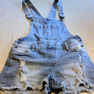 Venus denim overall bib shorts frayed design distressed look hem , size 8